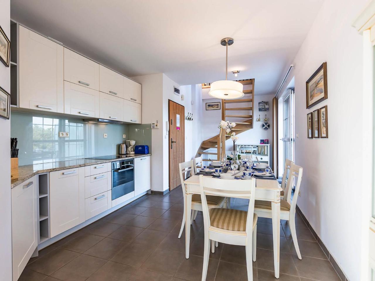 Vacationclub - Rezydencja Bursztyn Apartament 36 Swinoujscie Luaran gambar